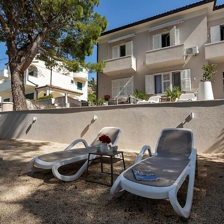 Luxury Rooms Paradise Garden Макарска Екстериор снимка